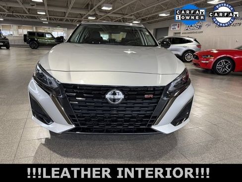 Used 2024 Nissan Altima 2.5 SR image 3
