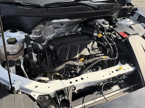 Used 2024 Chevrolet Trax ACTIV w/ Driver Confidence Package image 24