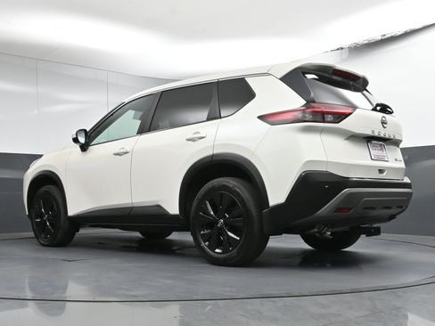 Certified 2023 Nissan Rogue SV image 28