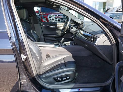 Used 2017 BMW 530i xDrive AWD/4WD image 32