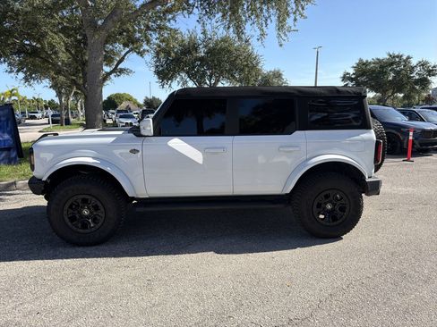 Used 2024 Ford Bronco Wildtrak AWD/4WD image 7