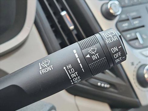 Used 2013 Chevrolet Equinox LTZ image 11