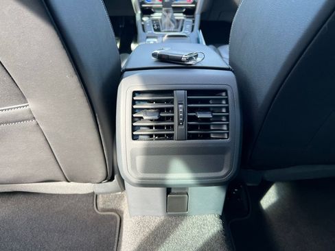 Used 2023 Volkswagen Arteon SEL image 42