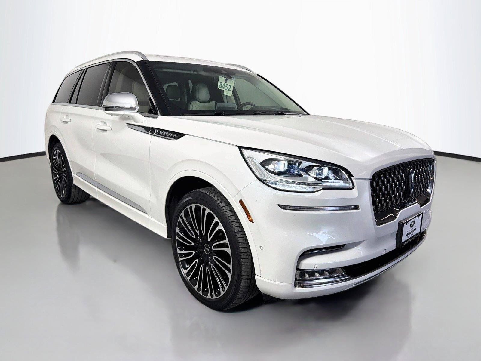 Used 2021 Lincoln Aviator Black Label w/ Dynamic Handling Package AWD/4WD image 3