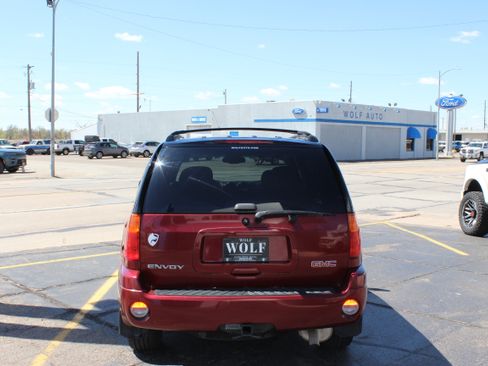 Used 2009 GMC Envoy SLE w/ Sun And Sound Package AWD/4WD image 19
