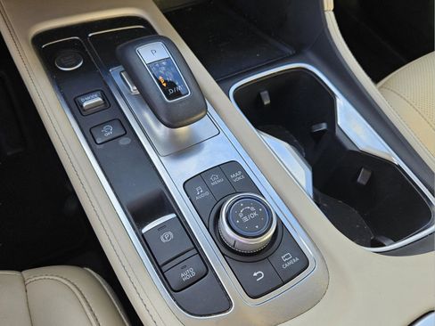 Used 2023 INFINITI QX60 Sensory w/ Cargo Package image 17