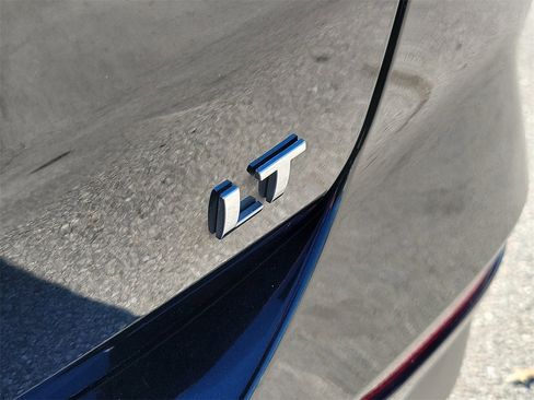 Used 2019 Chevrolet Equinox LT image 7