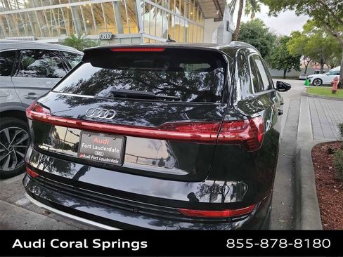 Used 2019 Audi e-tron Premium Plus image 18