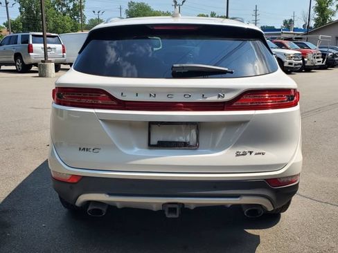 Used 2017 Lincoln MKC Select w/ Select Plus Package AWD/4WD image 5