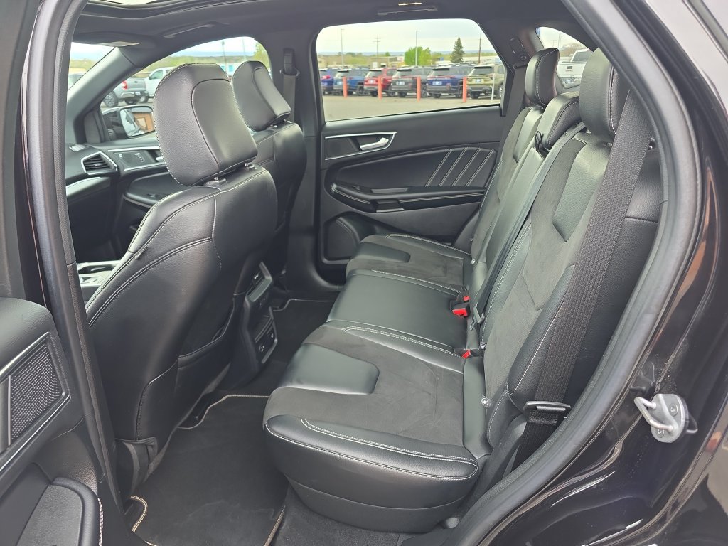 Used 2022 Ford Edge ST w/ Equipment Group 401A AWD/4WD image 23