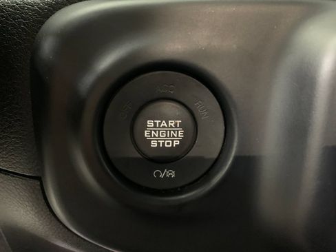 Used 2021 Jeep Wrangler Unlimited Sport AWD/4WD image 25