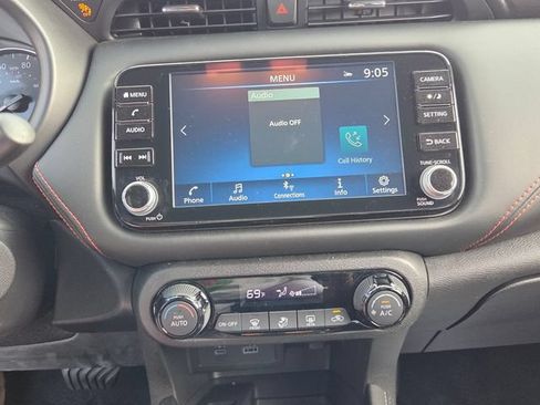 Used 2024 Nissan Kicks SR w/ Interior Electronics Package FWD image 18