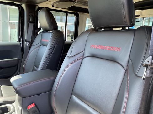 Used 2019 Jeep Wrangler Unlimited Rubicon AWD/4WD image 20