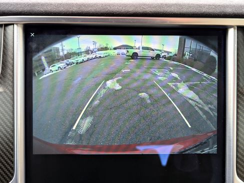 Used 2015 Tesla Model S AWD image 22