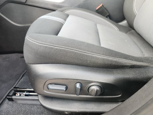 Used 2024 Chevrolet Blazer LT w/ Convenience Package FWD image 23