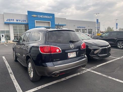 Used 2011 Buick Enclave CXL image 11