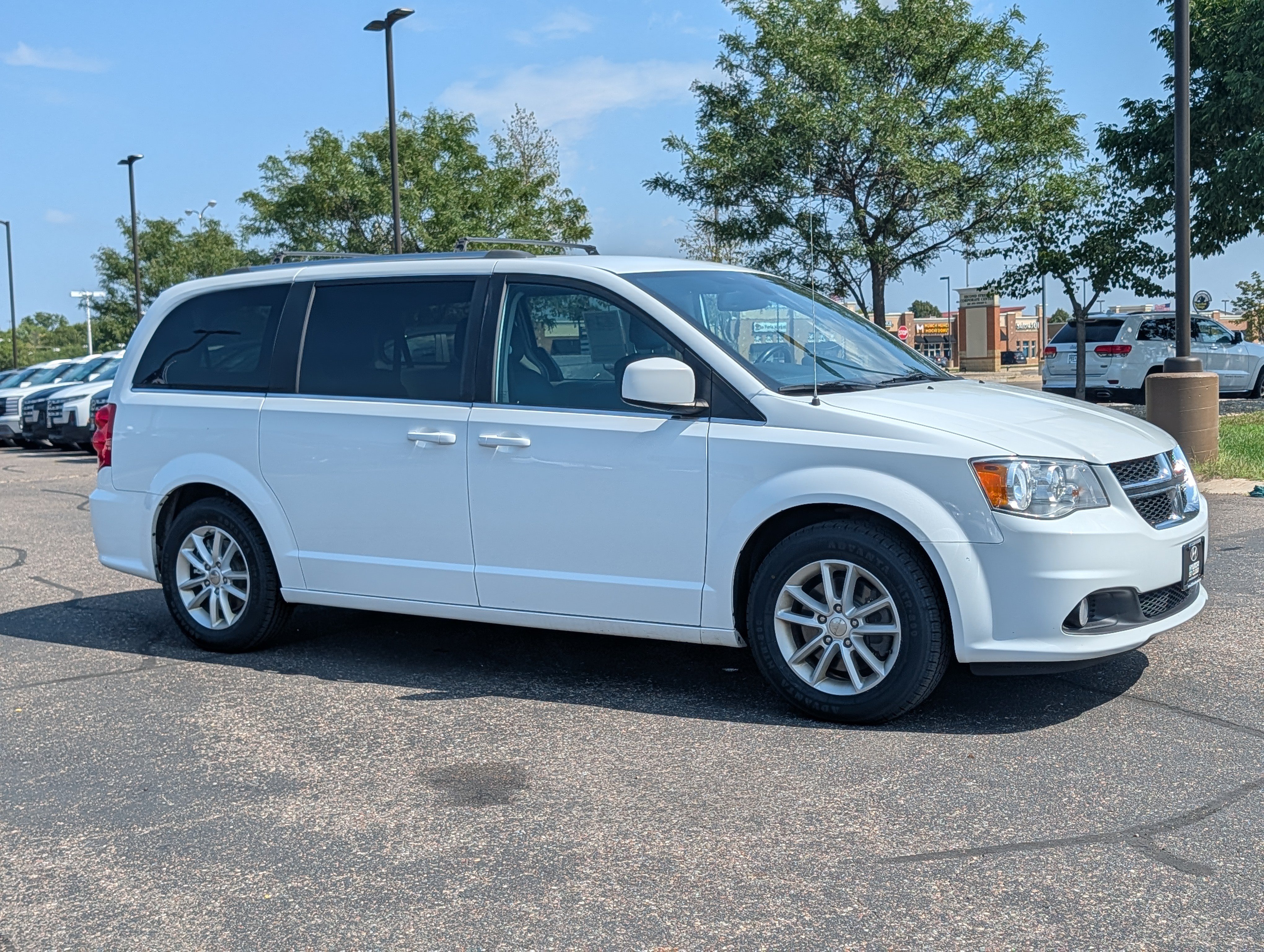 Used 2019 Dodge Grand Caravan SXT FWD image 7
