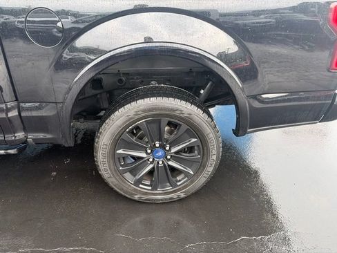 Used 2019 Ford F150 Lariat w/ Equipment Group 502A Luxury AWD/4WD image 4