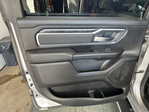 Used 2022 RAM 1500 Big Horn AWD/4WD image 15