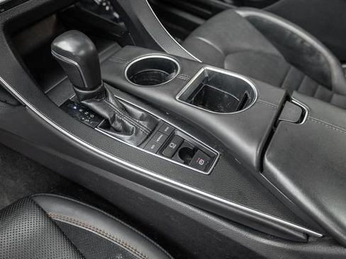 Used 2019 Toyota Avalon XSE FWD image 11