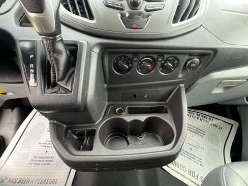 Used 2015 Ford Transit 250 130 Low Roof w/ Exterior Upgrade Package RWD image 14