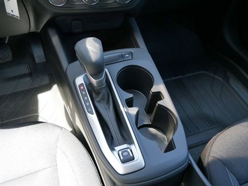 New 2026 Chevrolet Trax LS w/ LS Convenience Package FWD image 21