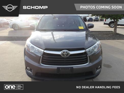 Used 2015 Toyota Highlander Limited w/ Driver Technology Package AWD/4WD image 1