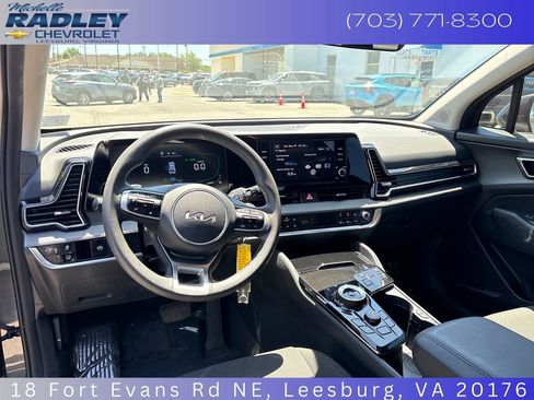 Used 2023 Kia Sportage LX AWD/4WD image 14