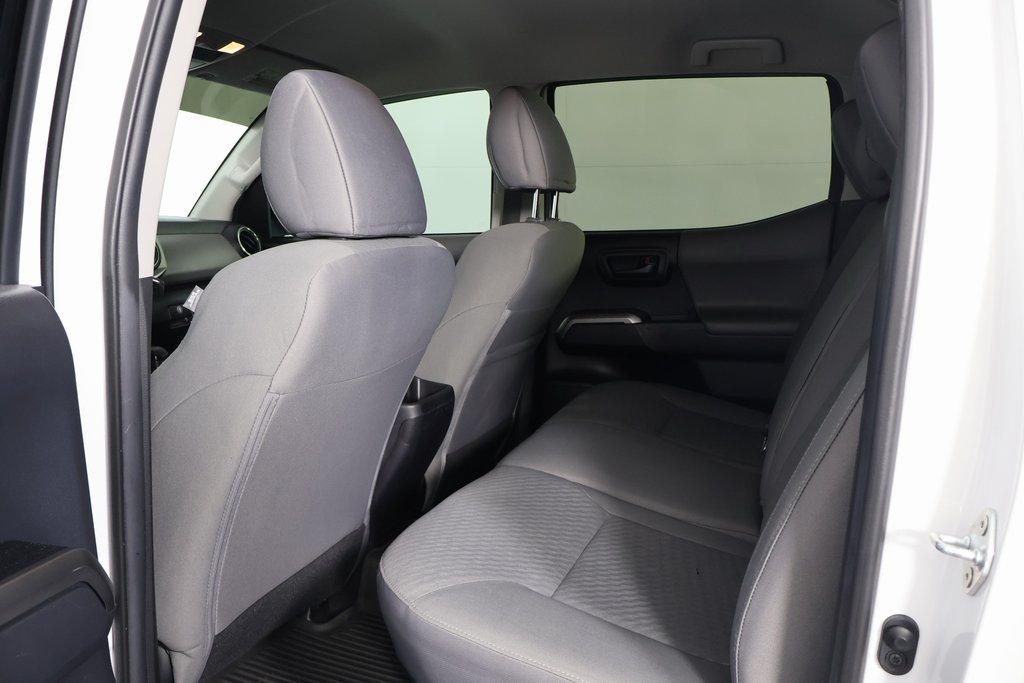 Used 2022 Toyota Tacoma SR5 RWD image 9
