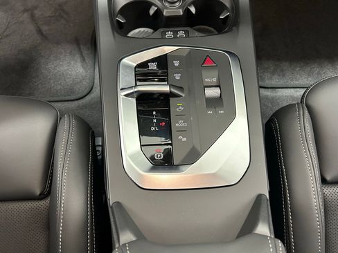 Used 2026 BMW 228i w/ Technology Package image 23