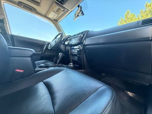 Used 2019 Toyota 4Runner Limited AWD/4WD image 20