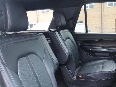Used 2020 Ford Expedition Limited RWD image 19