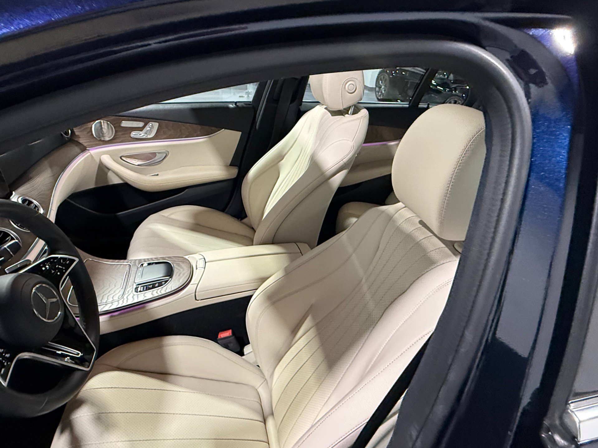 Used 2023 Mercedes-Benz E 350 4MATIC Sedan w/ Premium Package image 25