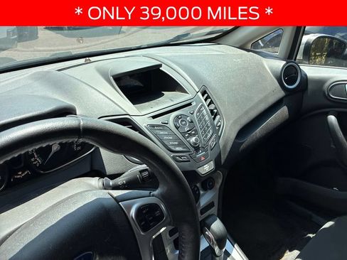 Used 2016 Ford Fiesta SE FWD image 11