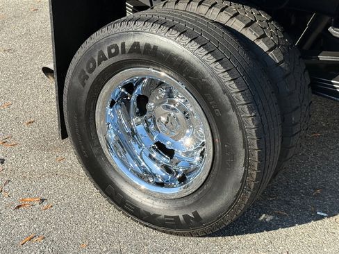 Used 2024 RAM 3500 Big Horn image 32