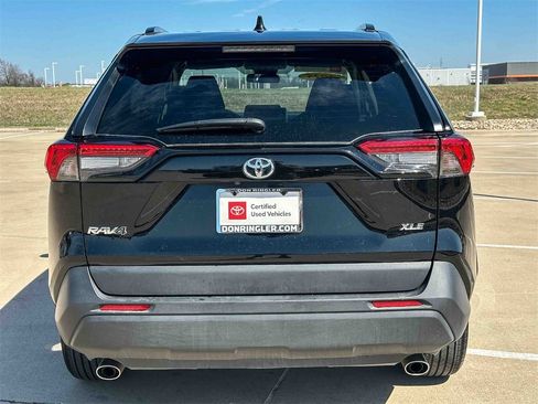 Certified 2025 Toyota RAV4 XLE image 4