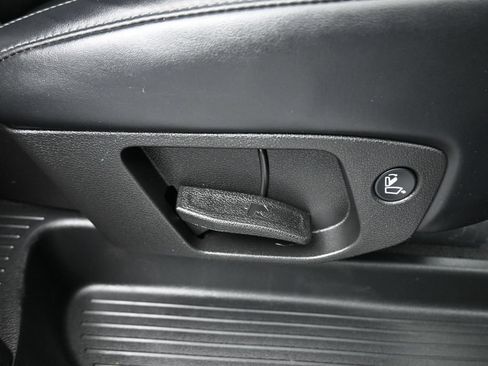 Used 2023 Kia Telluride S w/ S Sunroof Package FWD image 47