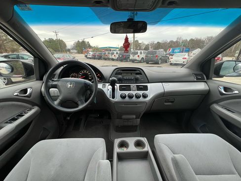 Used 2010 Honda Odyssey LX image 15