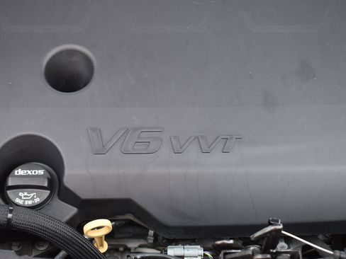 Used 2020 Buick Enclave Essence AWD/4WD image 22
