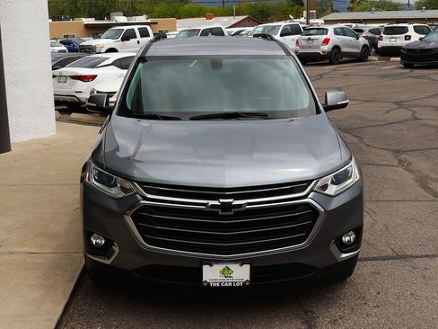 Used 2021 Chevrolet Traverse LT FWD image 15