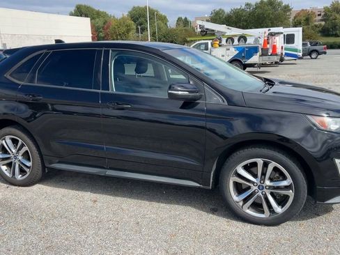 Used 2018 Ford Edge Sport w/ Technology Package image 13