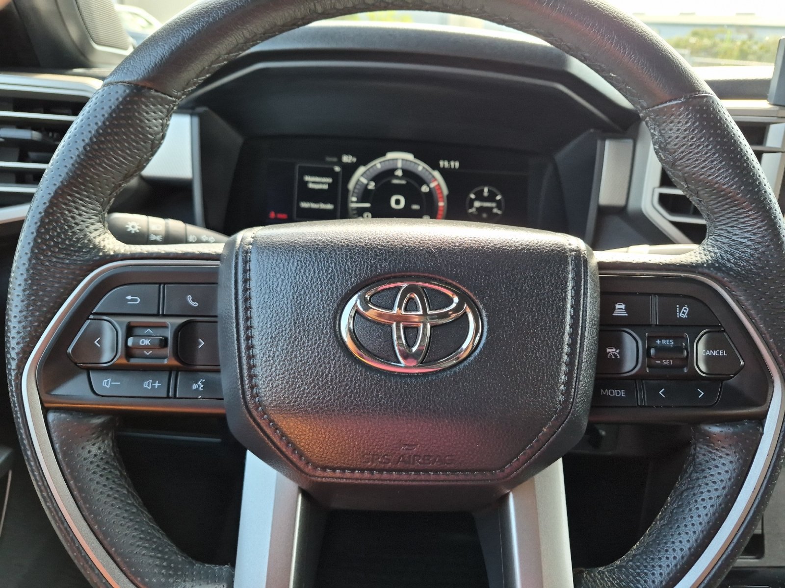 Certified 2025 Toyota Tundra Limited w/ TRD Off-Road Package AWD/4WD image 21