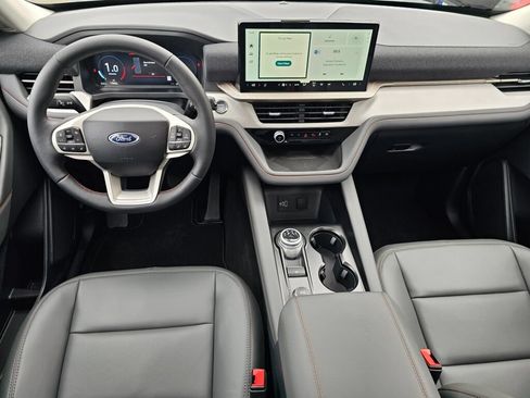 New 2026 Ford Explorer Active w/ Active Comfort Package AWD/4WD image 11
