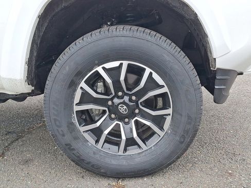 Used 2023 Toyota Tacoma SR5 image 29