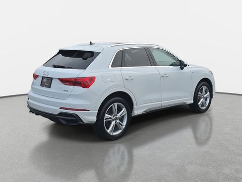 Used 2022 Audi Q3 2.0T Premium Plus w/ Premium Plus Package image 5
