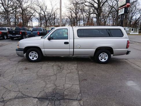 Used 2004 Chevrolet Silverado 1500 W/T image 4