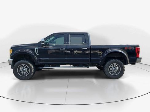 Used 2017 Ford F250 Lariat w/ Lariat Ultimate Package image 6