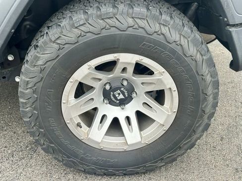 Used 2019 Jeep Wrangler Unlimited Sport S image 5