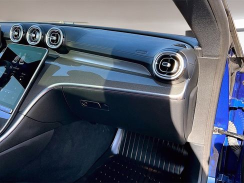 Used 2025 Mercedes-Benz CLE 300 4MATIC Coupe image 17