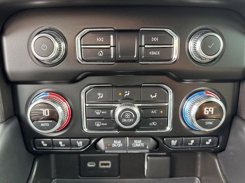 Used 2021 GMC Yukon AT4 w/ AT4 Premium Plus Package image 53